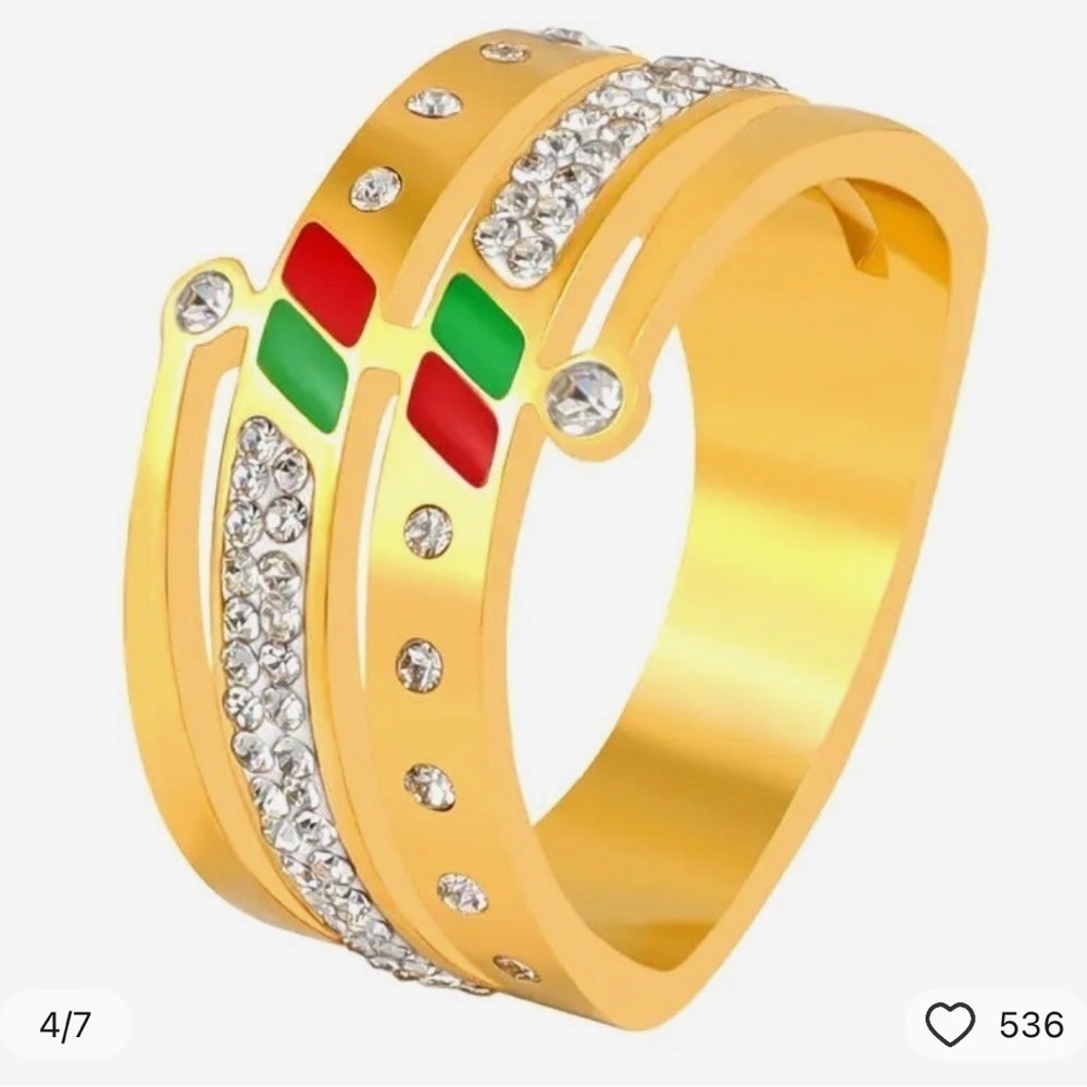 Luxury Gold Rhinestone Band Ring